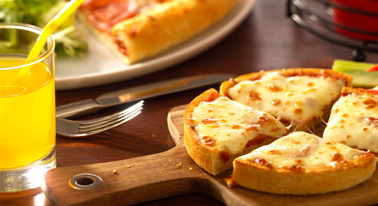 Deep dish cheese pizza