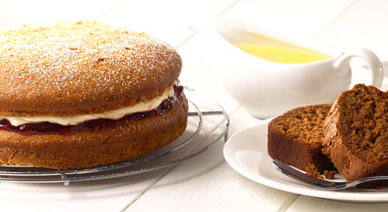 Layered cake and custard 